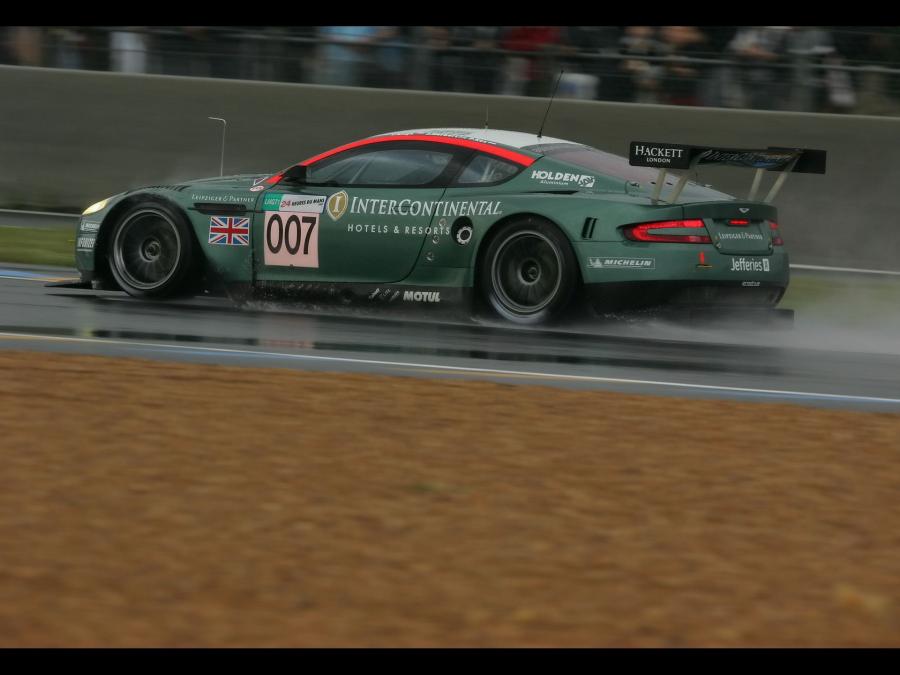  Aston Martin DBR9 Le Mans Winner 2007 года  (фото 13 из 21)